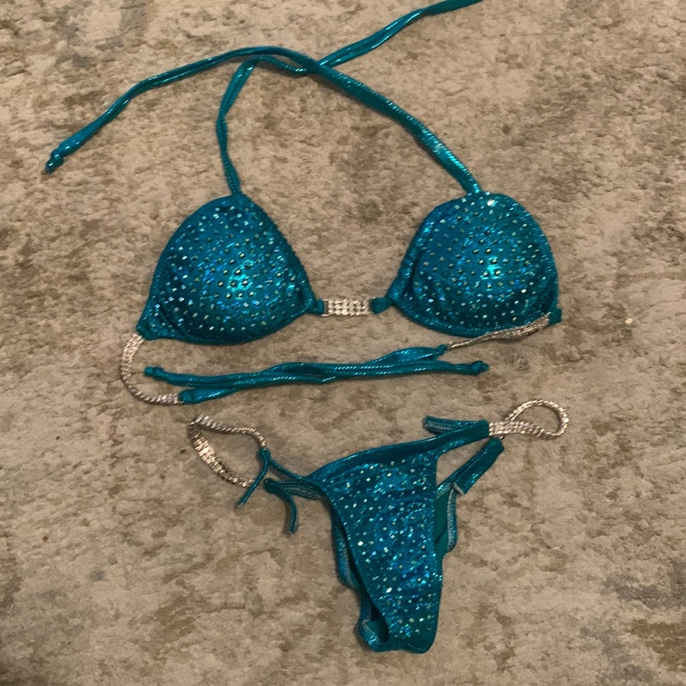 CJ elite competition bikini